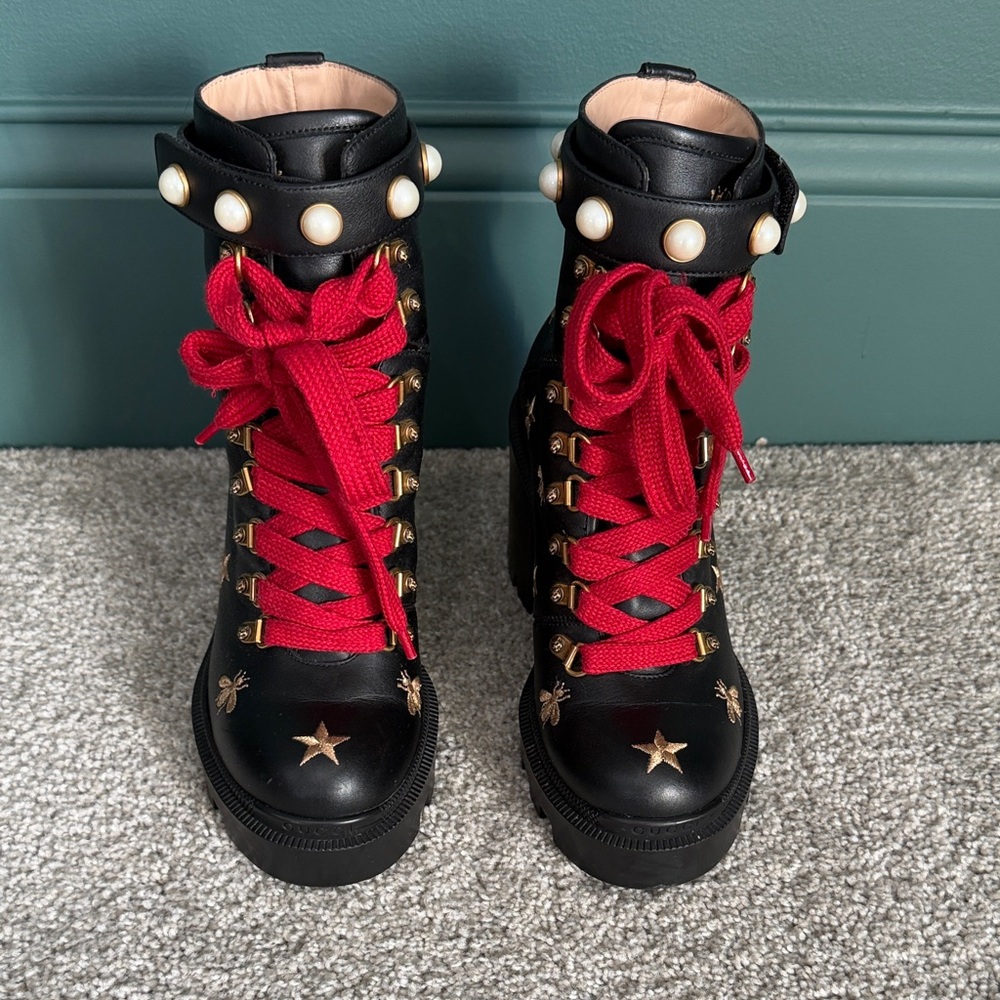 Gucci Combat Boots Removable Pearl Straps 7.5 100% Authentic